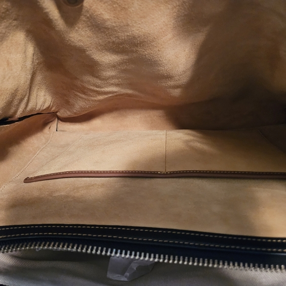 COACH ROGUE 39 - Picture 11 of 16